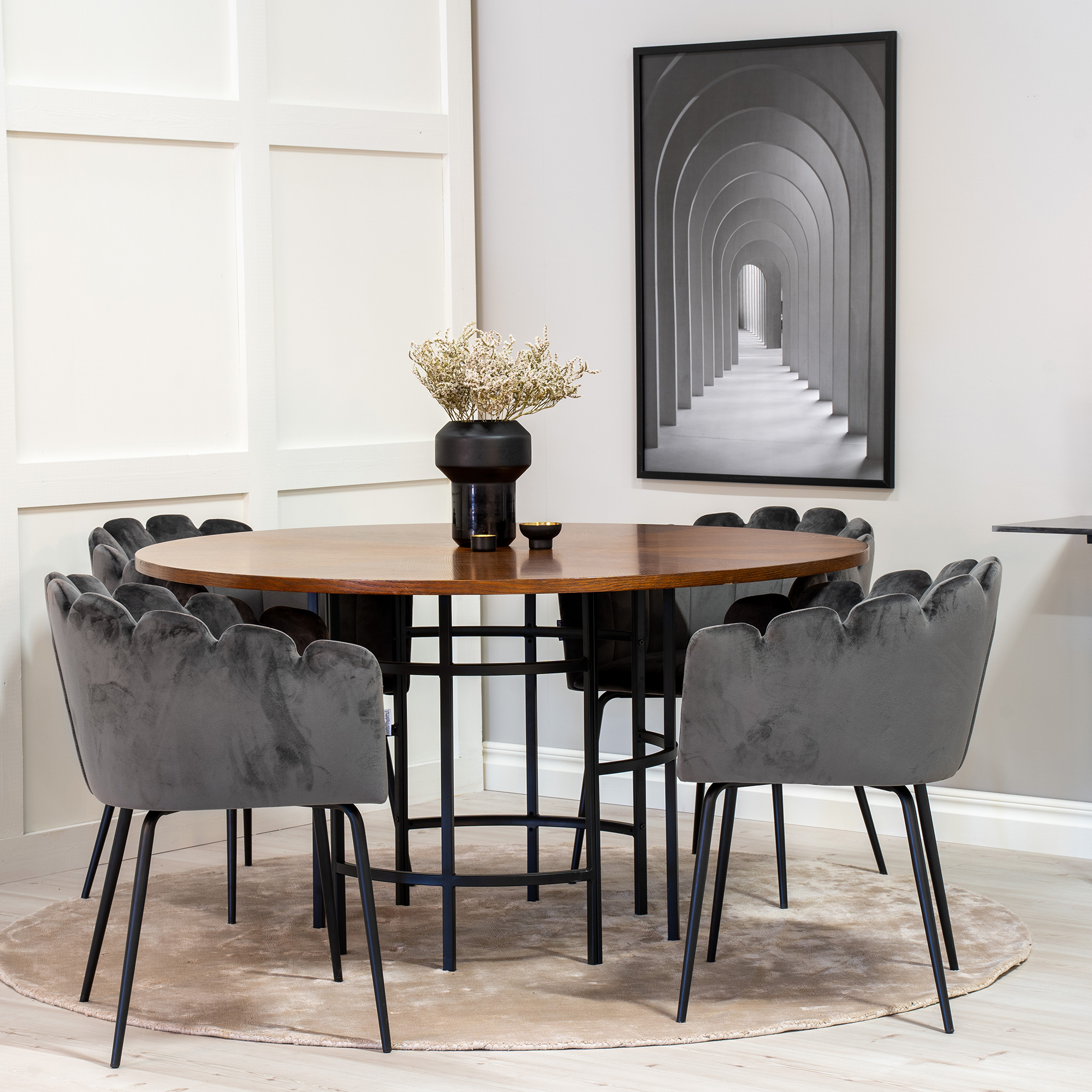 Matgrupp furniture/fashion Copenhagen med 4 Gråa Limhamn Stolar