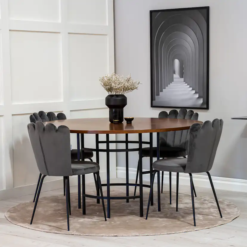 Matgrupp furniture/fashion Copenhagen med 4 Gråa Limhamn Light Stolar