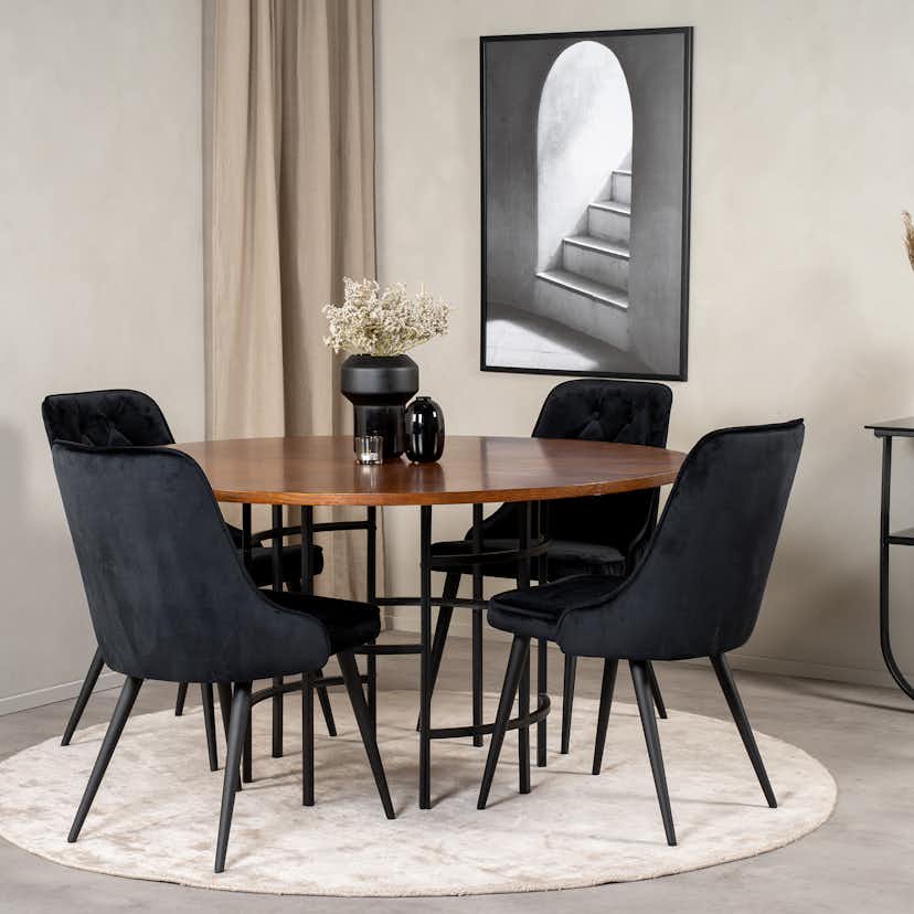 Matgrupp furniture/fashion Copenhagen med 4 Vera Stolar