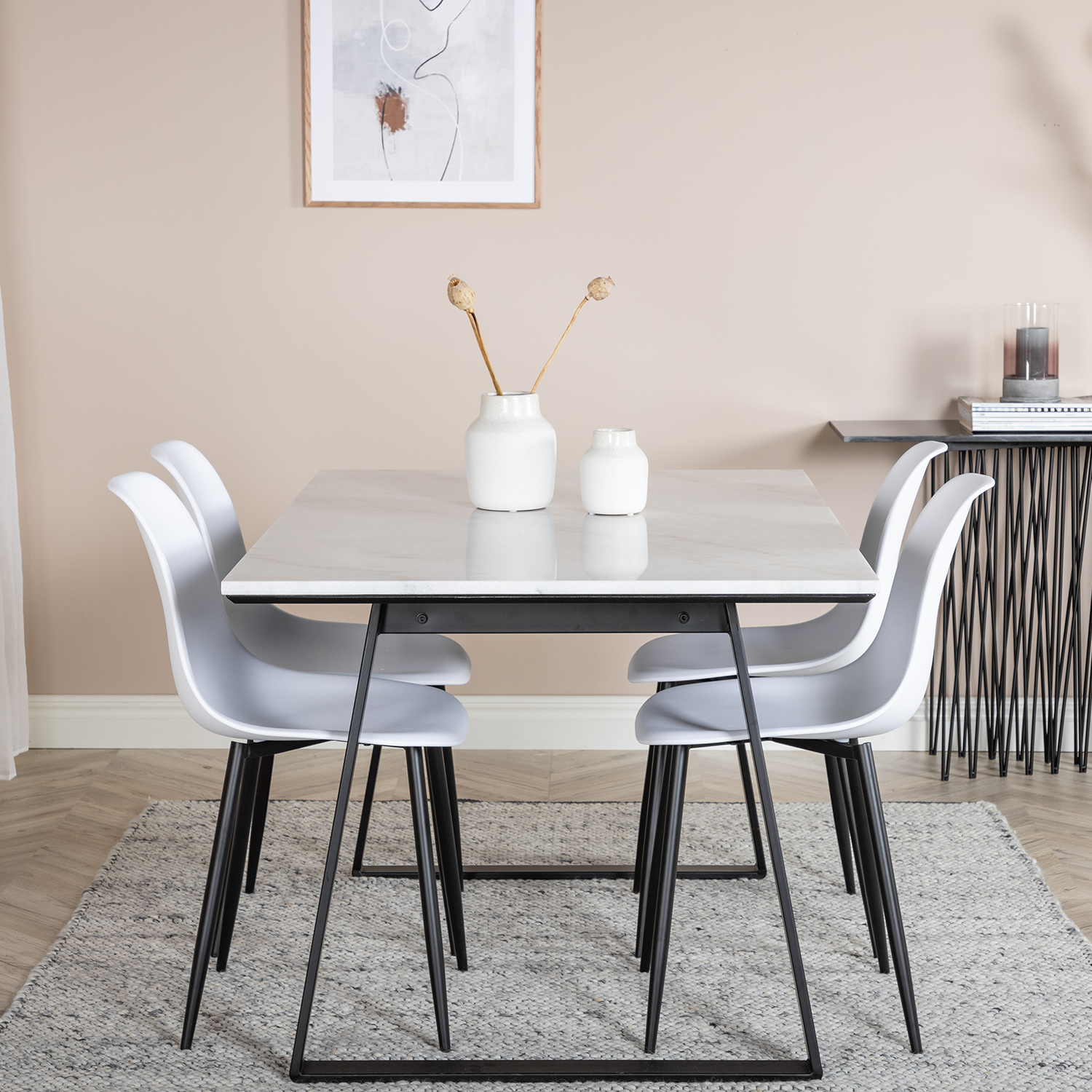 Matgrupp Venture Home Estelle 140 med 4 Pop Stolar