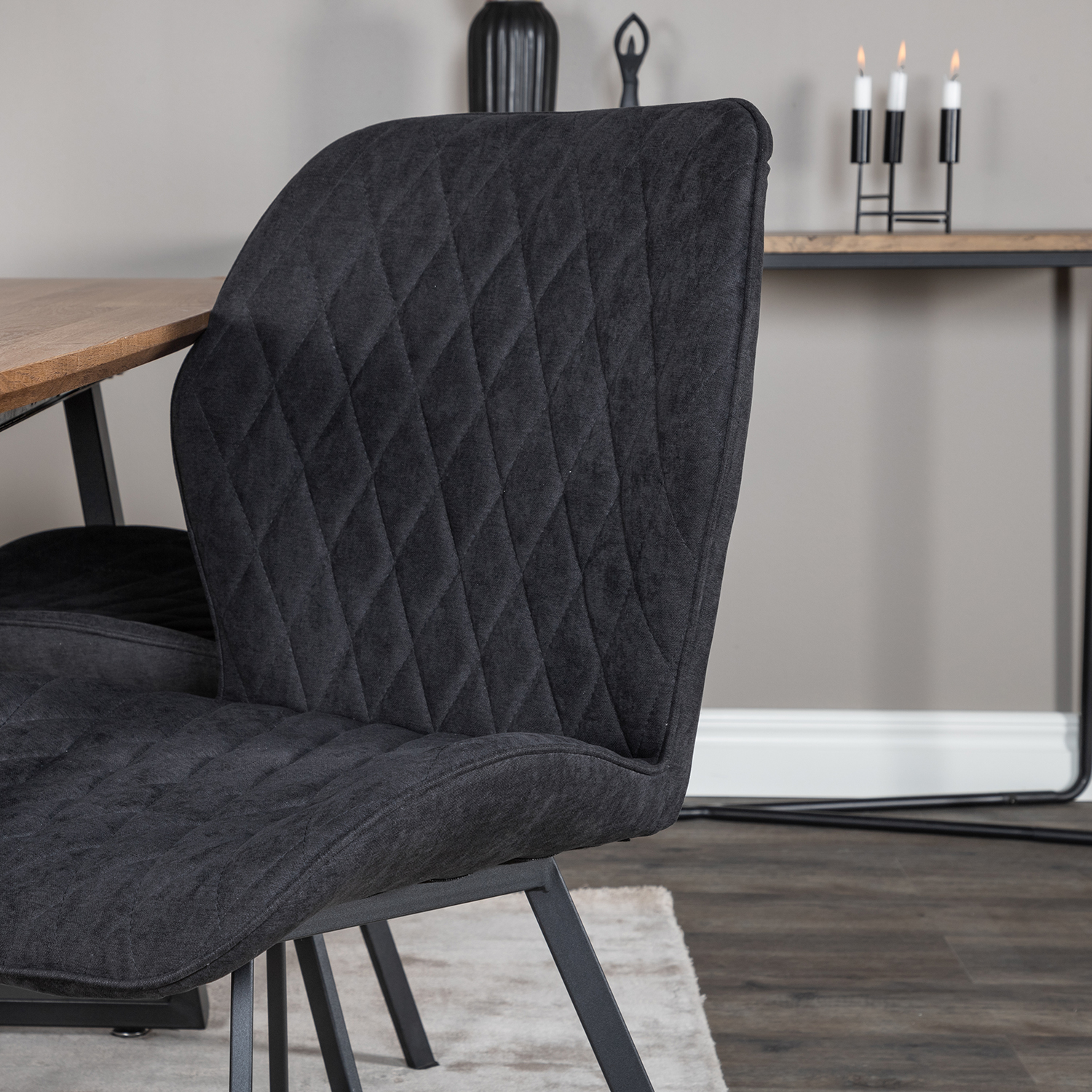 Matgrupp Venture Home Ina med 4 Geneva Stolar