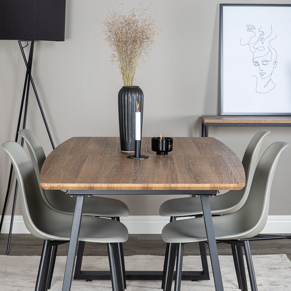 Matgrupp Venture Home Ina med 4 Pop Stolar