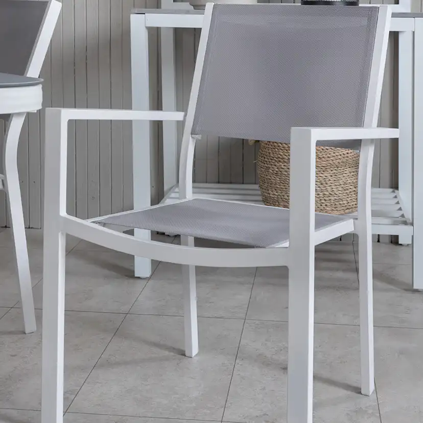 Matgrupp Venture Home Vyn Vit med 4 Curz Stapelbara Matstolar