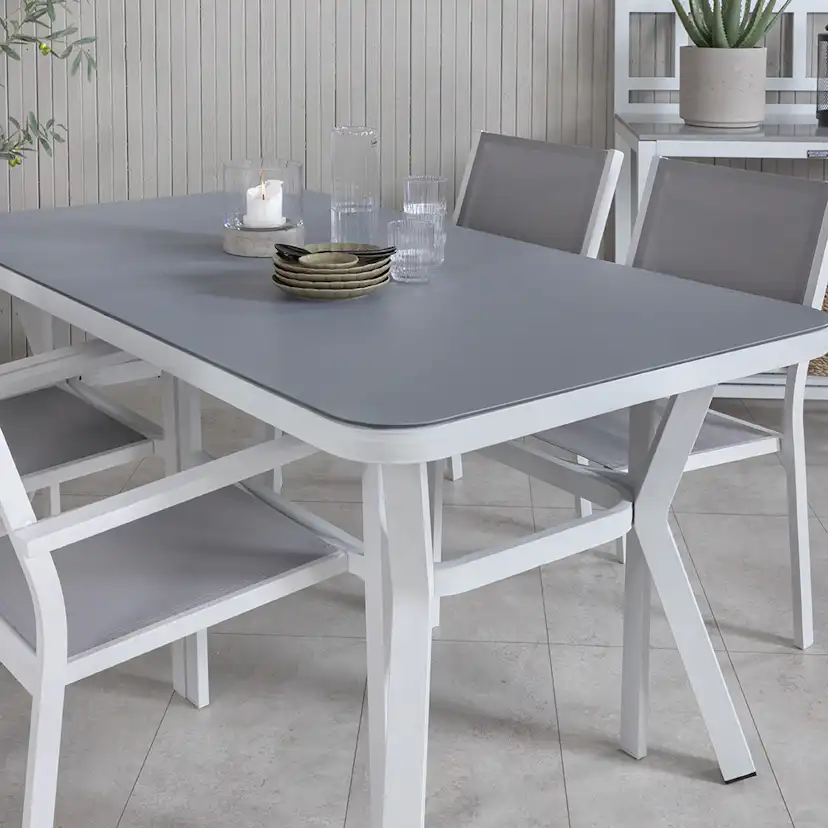 Matgrupp Venture Home Vyn Vit med 4 Curz Stapelbara Matstolar