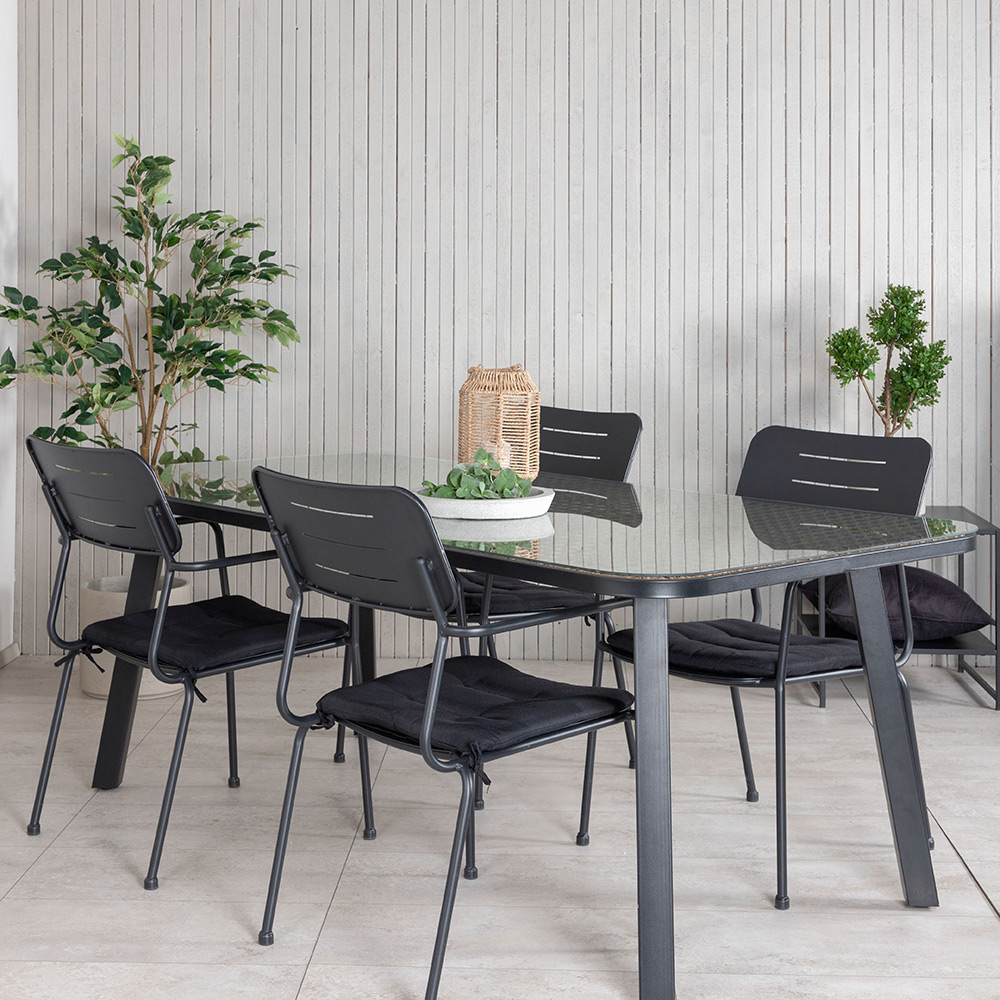 Matgrupp Venture Home Olle med 4 Nime Matstolar