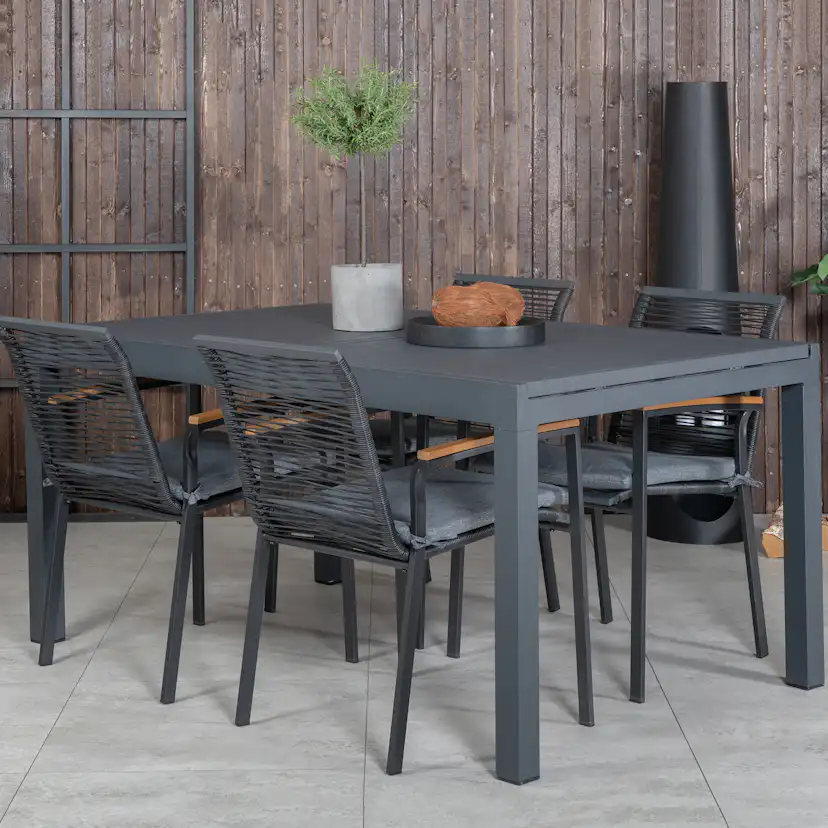 Matgrupp Venture Home Marbella med Deni Stolar