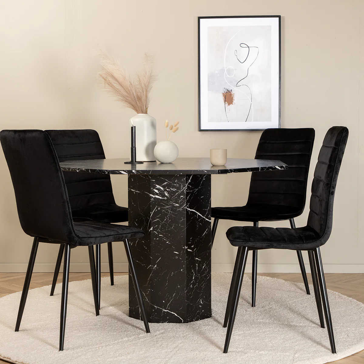 Matgrupp Venture Home Monte Carlo matbord och Walerina matstol