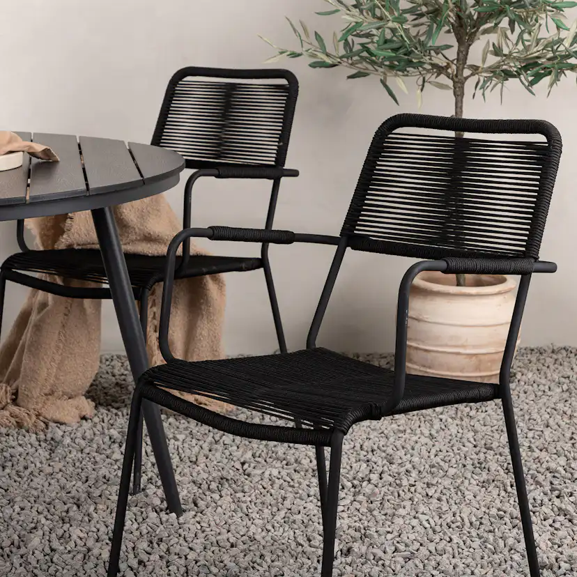 Matgrupp Utomhus Venture Home Break Ø120 med 4 Lindos KarmTrädgårdsstolar