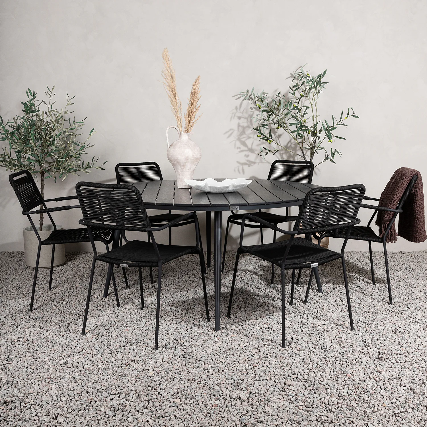 Matgrupp Venture Home Break Ø150 med 6 Lindos Karmstolar