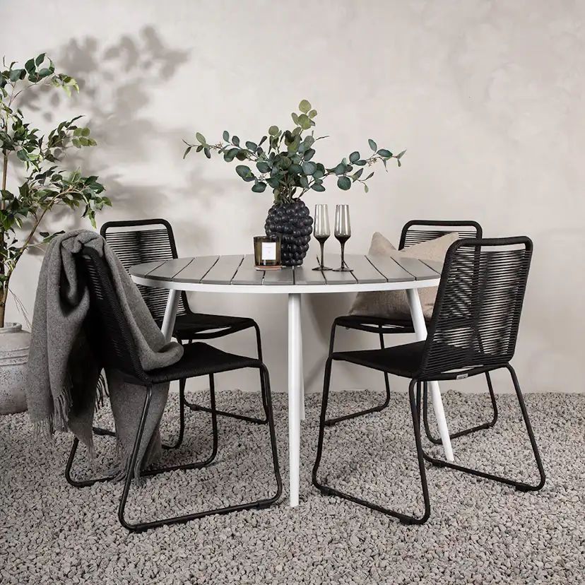 Matgrupp Venture Home Break med 4 Lindos Stolar