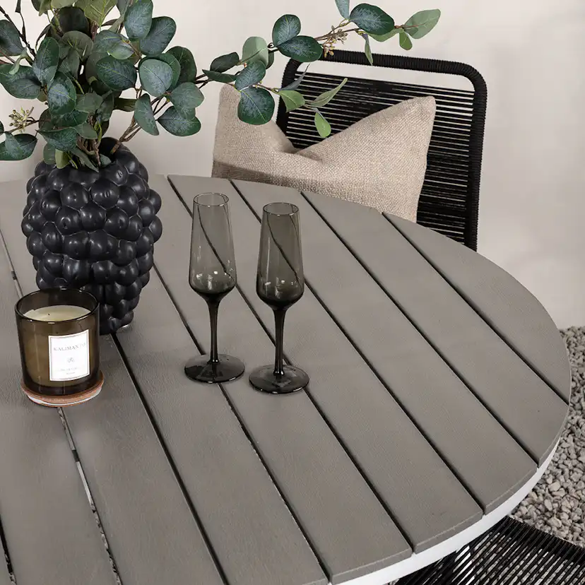 Matgrupp Venture Home Break med 4 Lindos Stolar