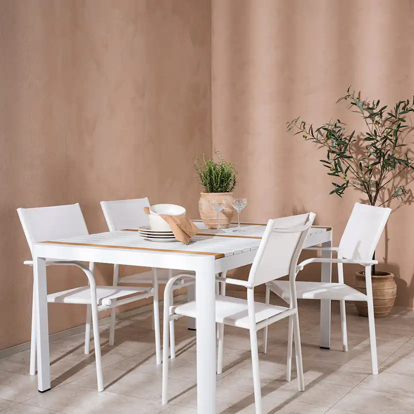 Matgrupp Venture Home Togo med 4 Santorini stolar