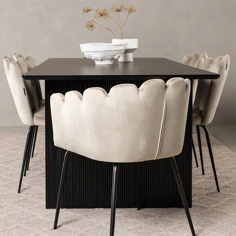 Matgrupp Venture Home Vail med 4 Limhamn Light Stolar