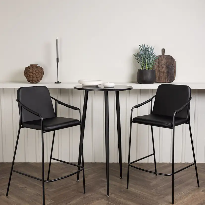 Matgrupp Venture Home Plaza Ø60 cm med 2 st Bella stolar