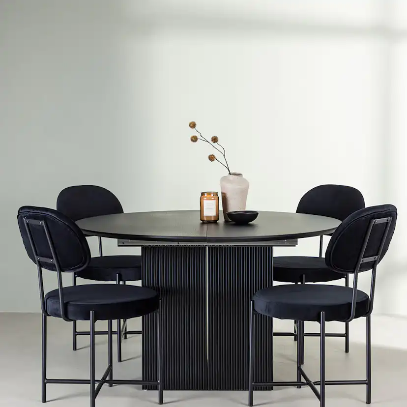 Matgrupp Venture Home Matilda med 4 Stella Stolar