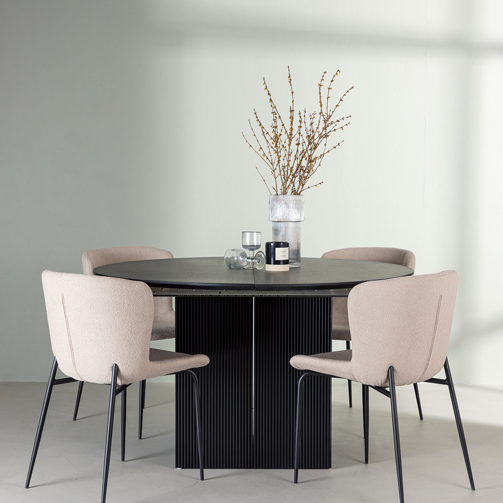 Matgrupp Venture Home Matilda med 4 Modesto Stolar