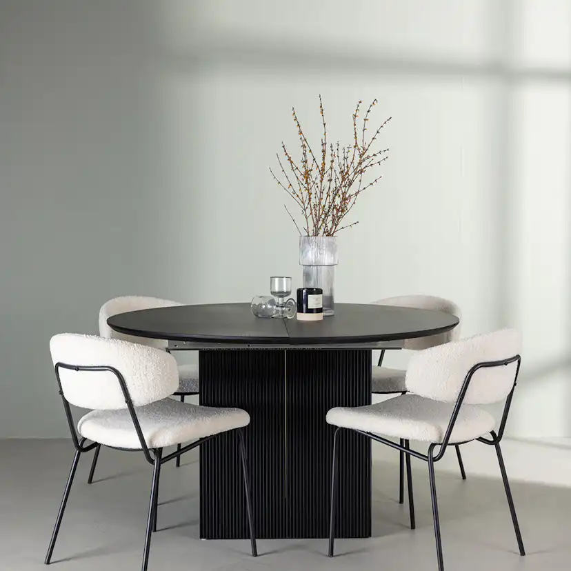 Matgrupp Venture Home Matilda med 4 Chico Stolar