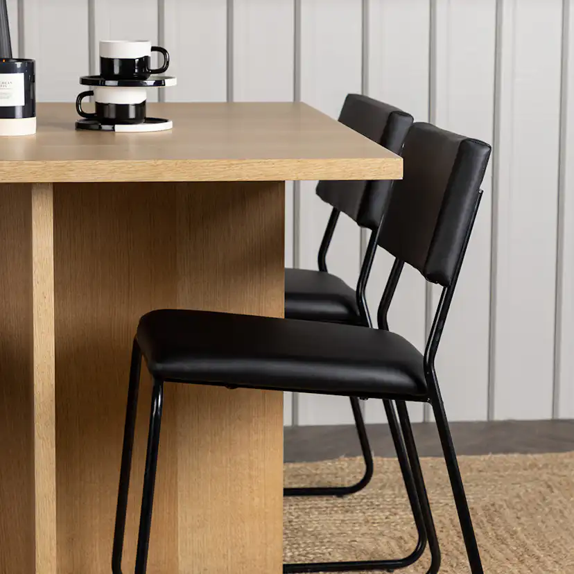 Matgrupp Venture Home Leo med 4 Kenth Stolar