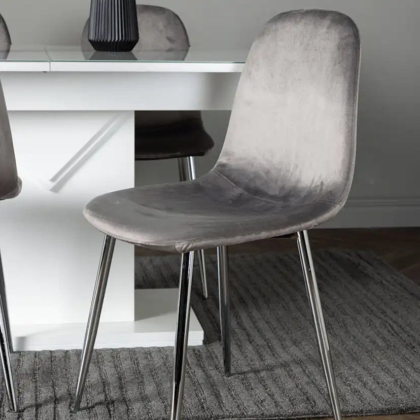 Matgrupp Venture Home Pluto med 4 Eva Stolar