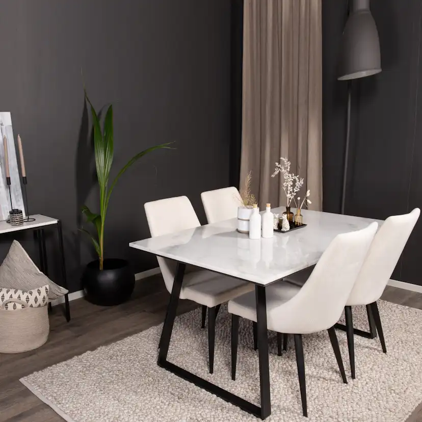 Matgrupp Venture Home Estelle med 4st Leone Stolar