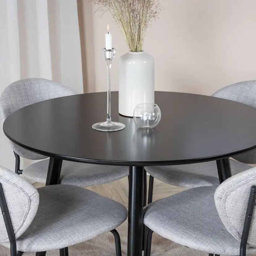 Matgrupp Venture Home Plaza med 4st Vault Stolar