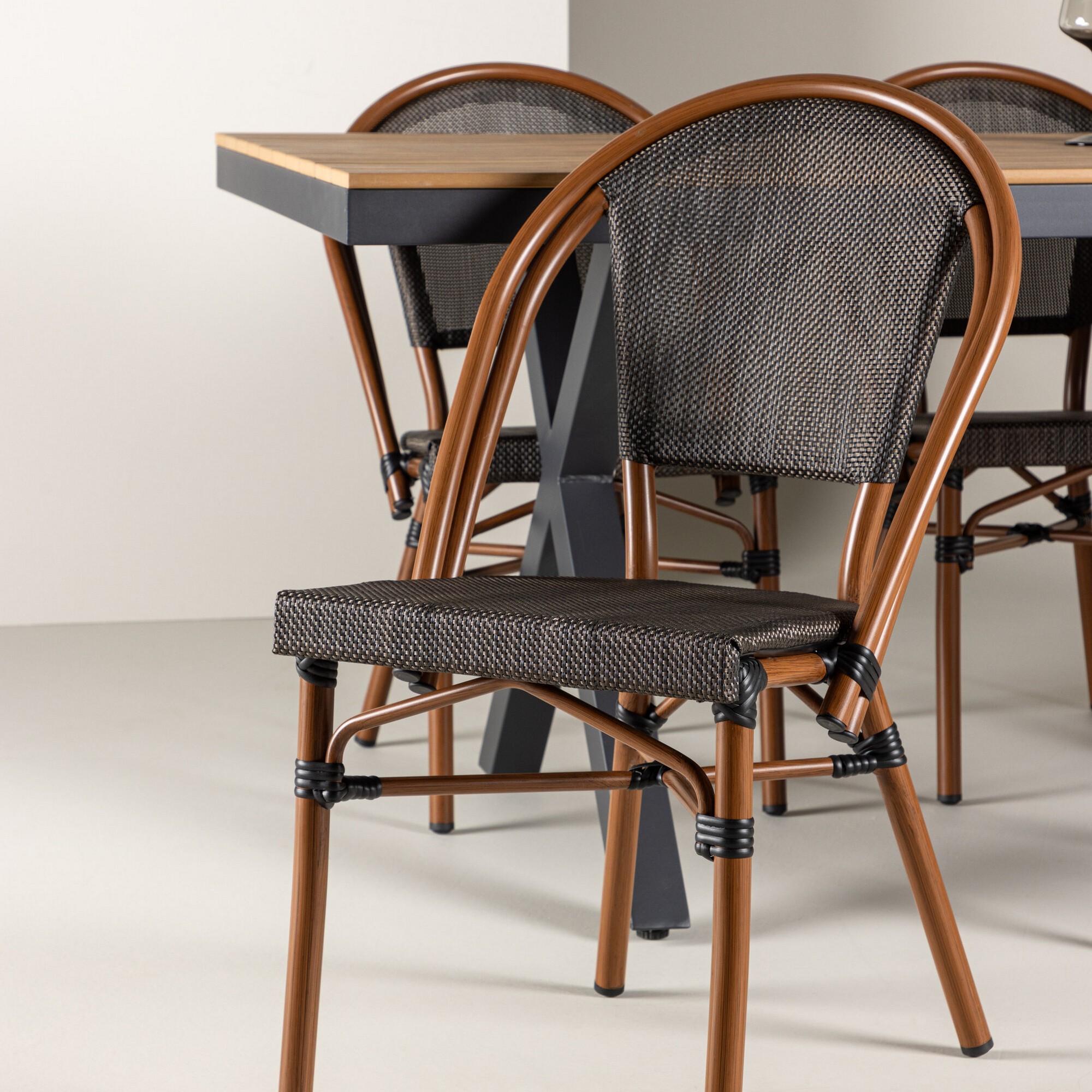 Trädgårdsgrupp Venture Home Garcia med 6 Guarda Stolar