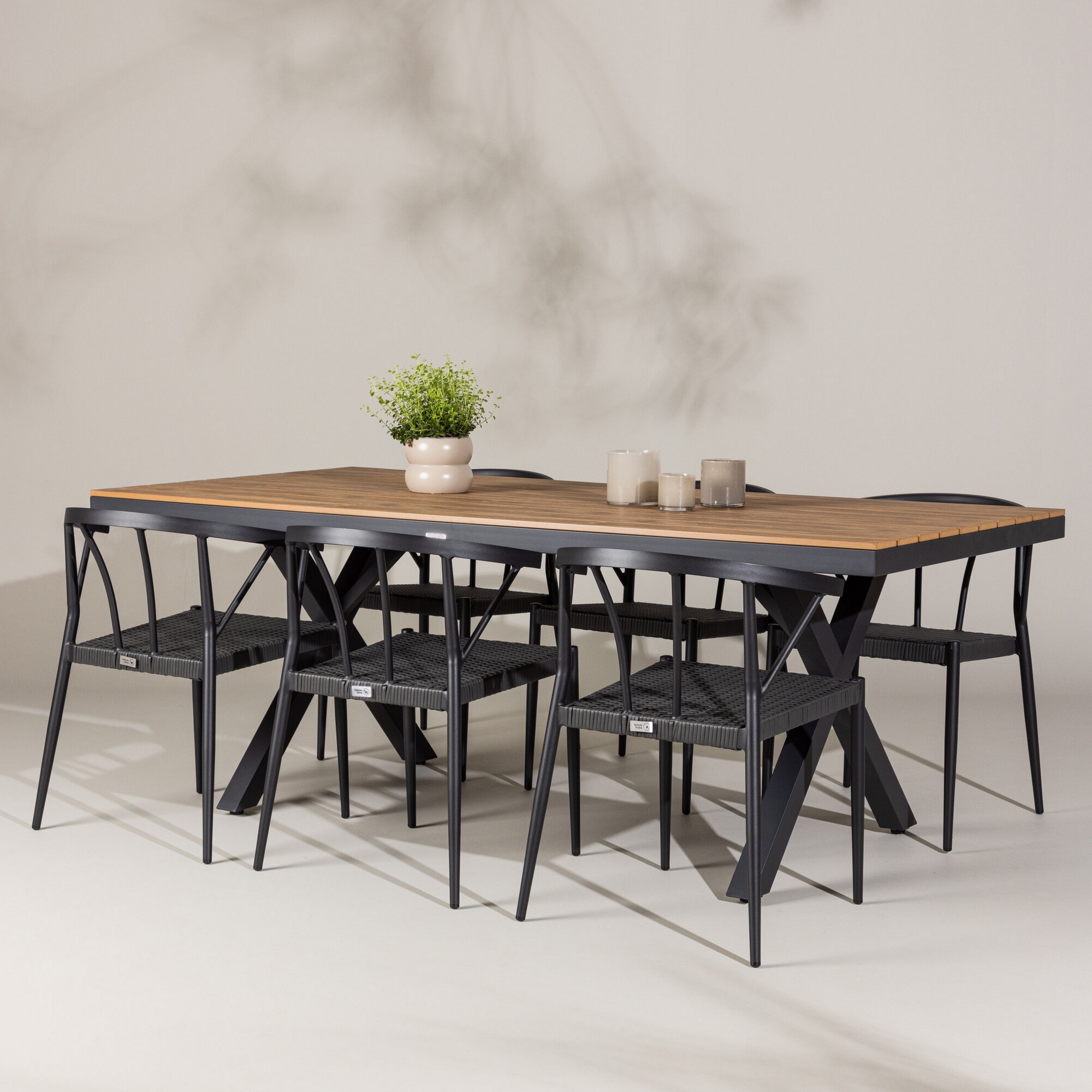 Trädgårdsgrupp Venture Home Garcia med 6 Stina Trädgårdsstolar