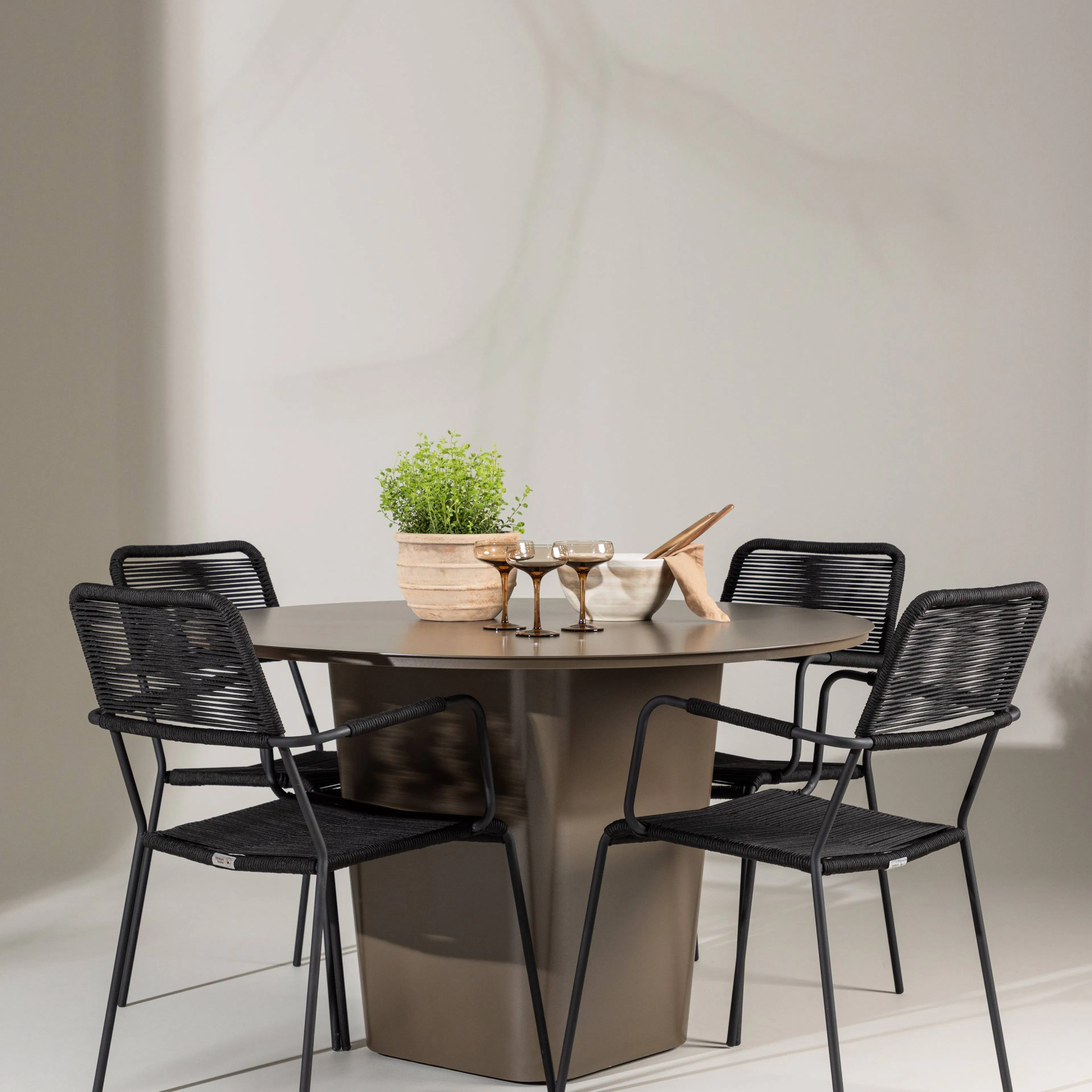 Trädgårdsgrupp Venture Home Santa Fe med 4 Lindos Trädgårdsstolar