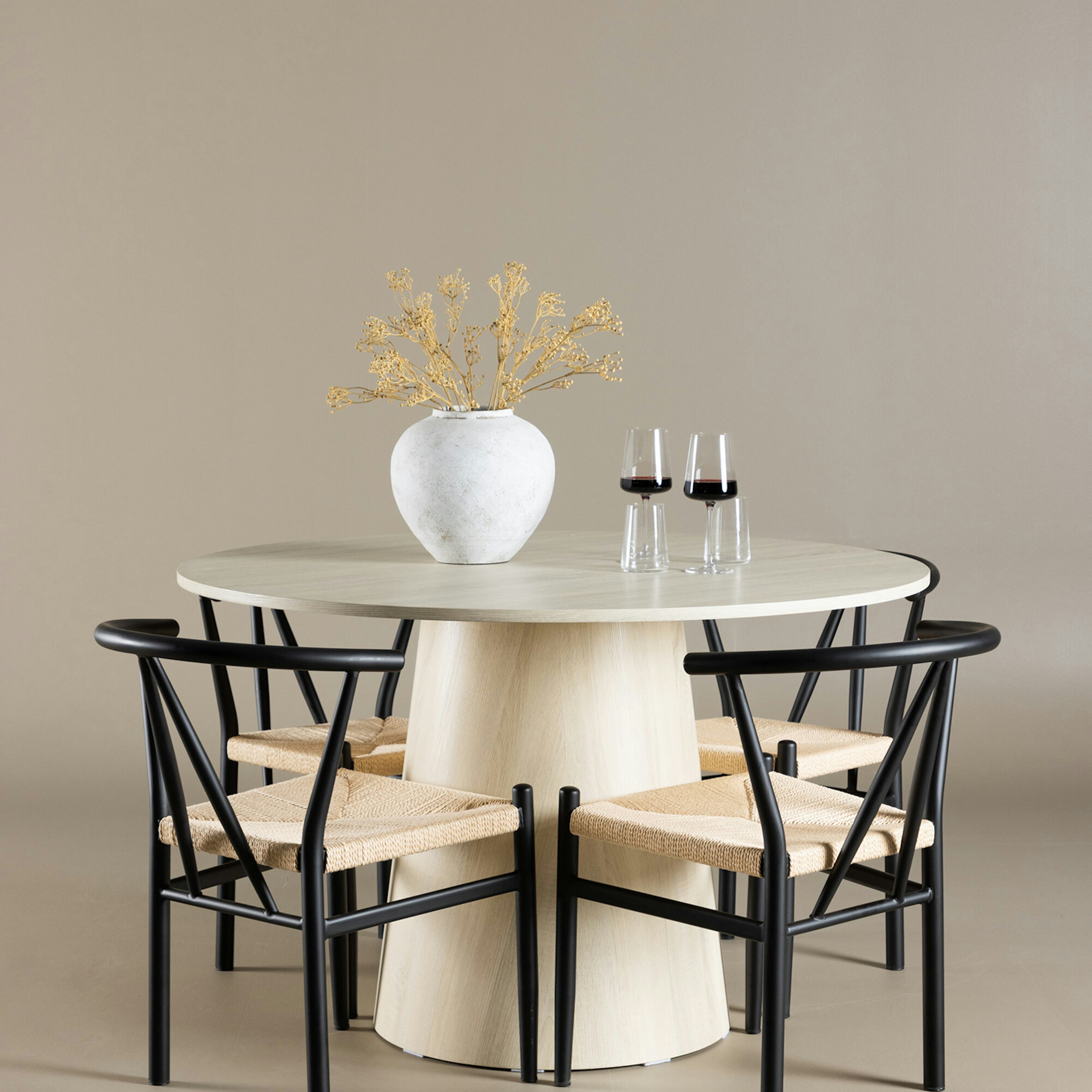 Matgrupp Venture Home Lanzo Ø120 med 4 st Alfons Stolar