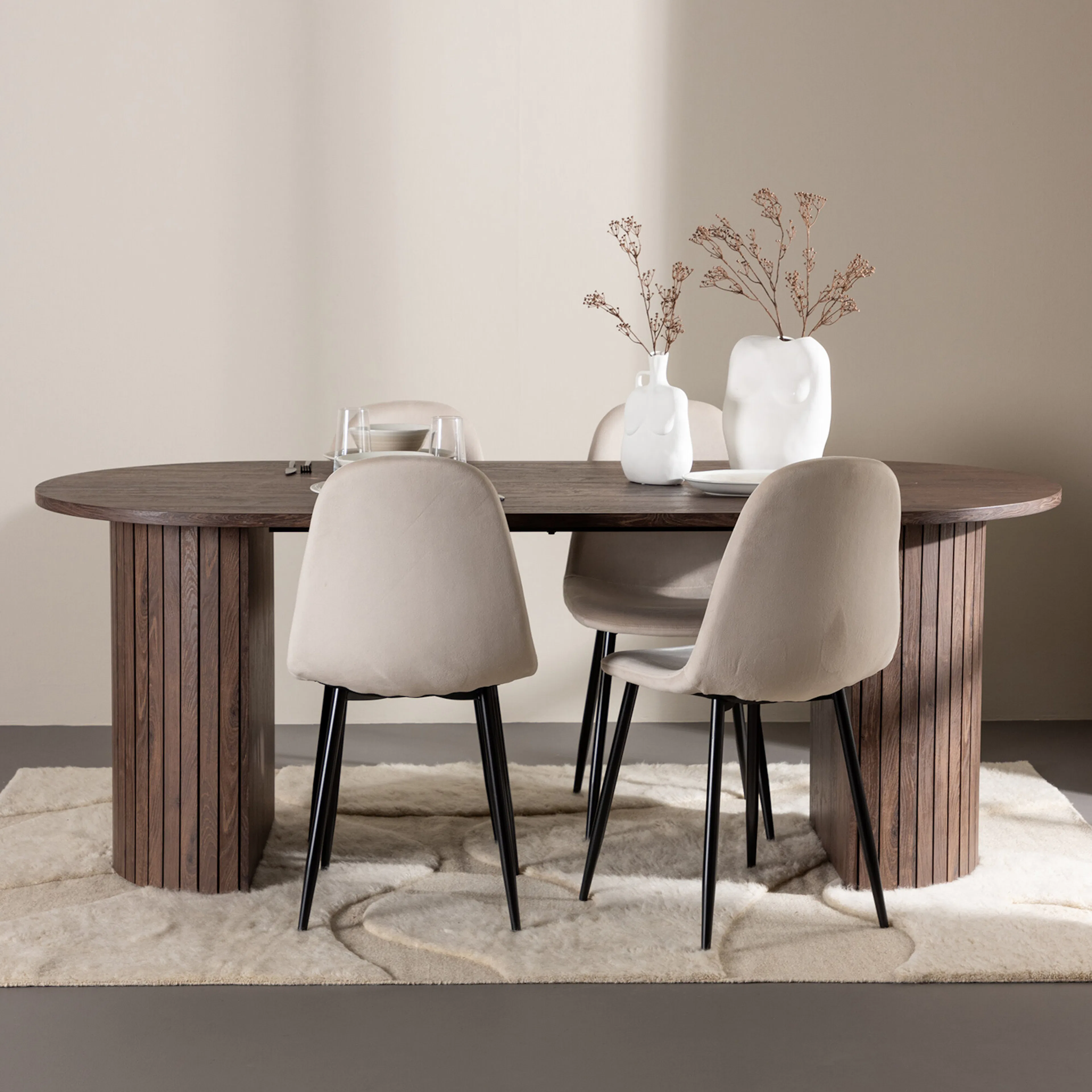 Matgrupp Venture Home Härön 200 med 4 st Polar Stolar Sammet