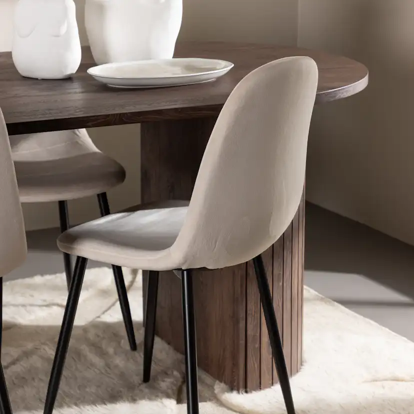 Matgrupp Venture Home Härön 200 med 4 st Polar Stolar Sammet