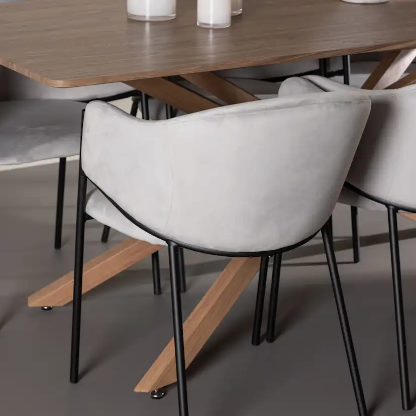 Matgrupp Venture Home Piazza 180 med 6 st Evelina Stolar