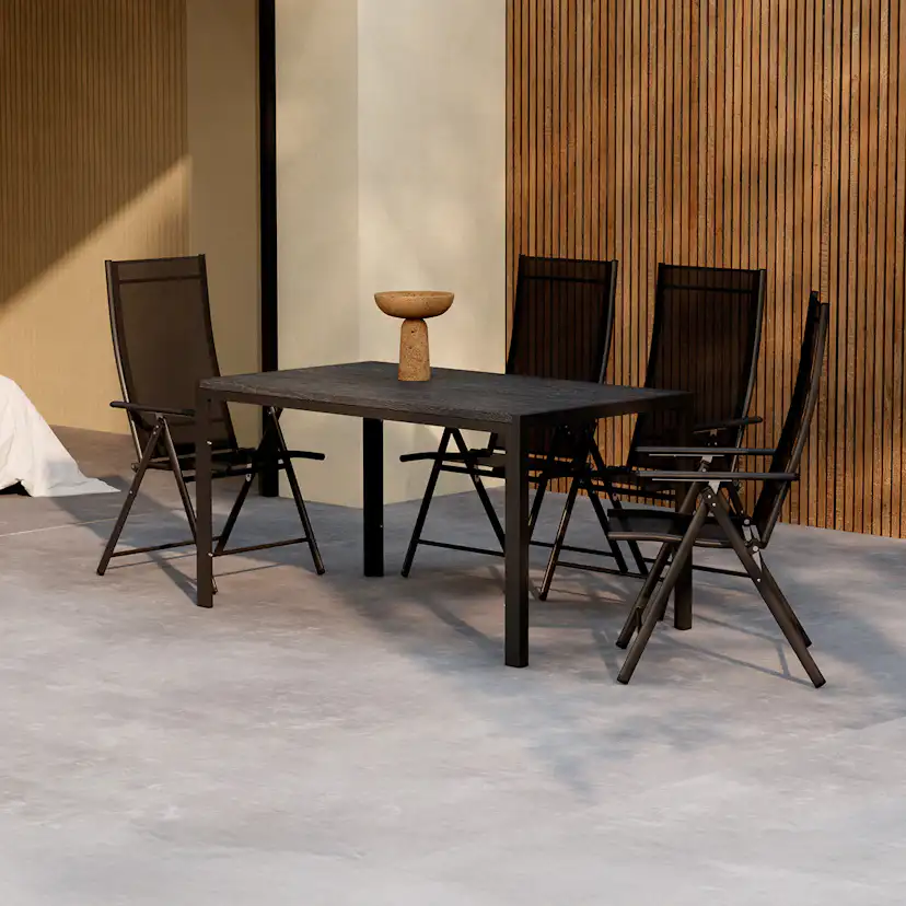 Trädgårdsmatgrupp Venture Home Mirko Matbord Svart med 4 st Levanzo Trädgårdsstol Svart