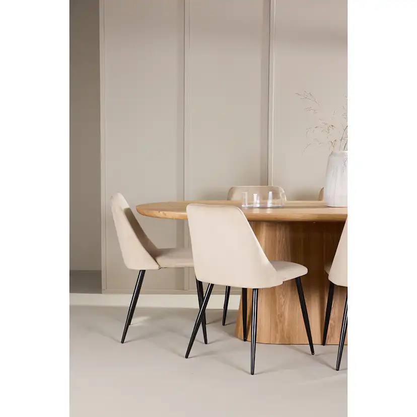 Matgrupp Venture Home Stjärnö med 6st Night Matstolar