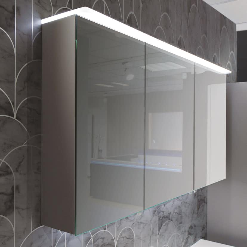 Spegelskåp Swebad Hemavan med Belysning