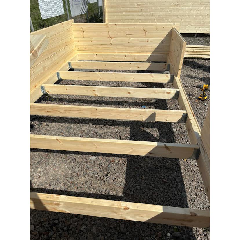 Golvpaket LP Garden För Timmerlada U16 R16 S16