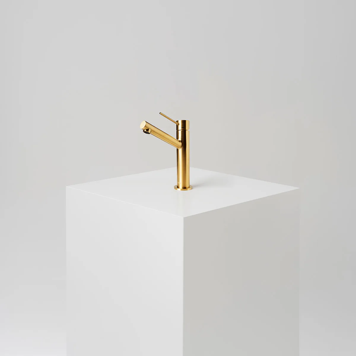 Tvättställsblandare INR by Scandtap Vector Mid