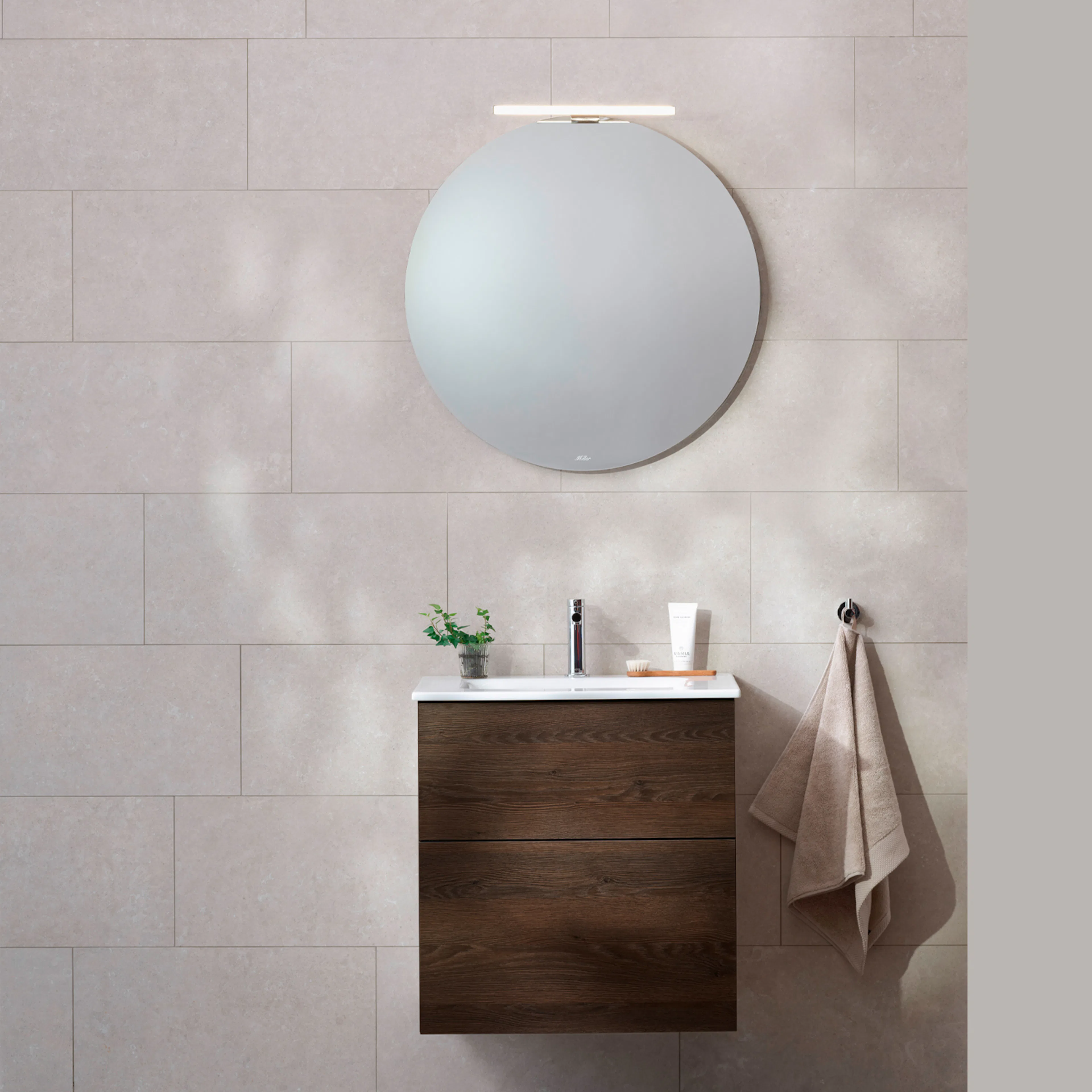 Möbelpaket Miller Badrum New York med Edge Tvättställ och Ambient Spegel