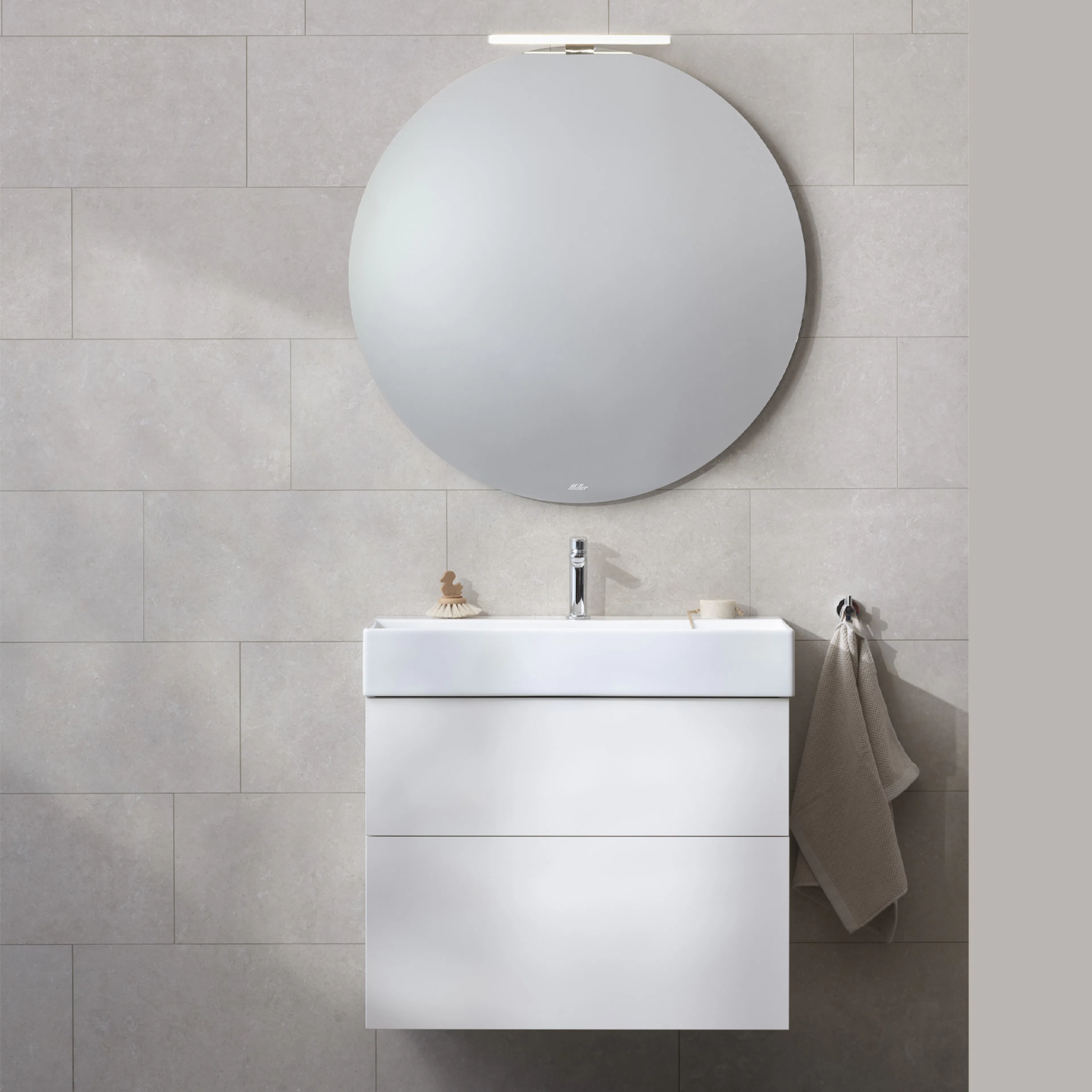 Möbelpaket Miller Badrum New York med Bloc Tvättställ och Spegel