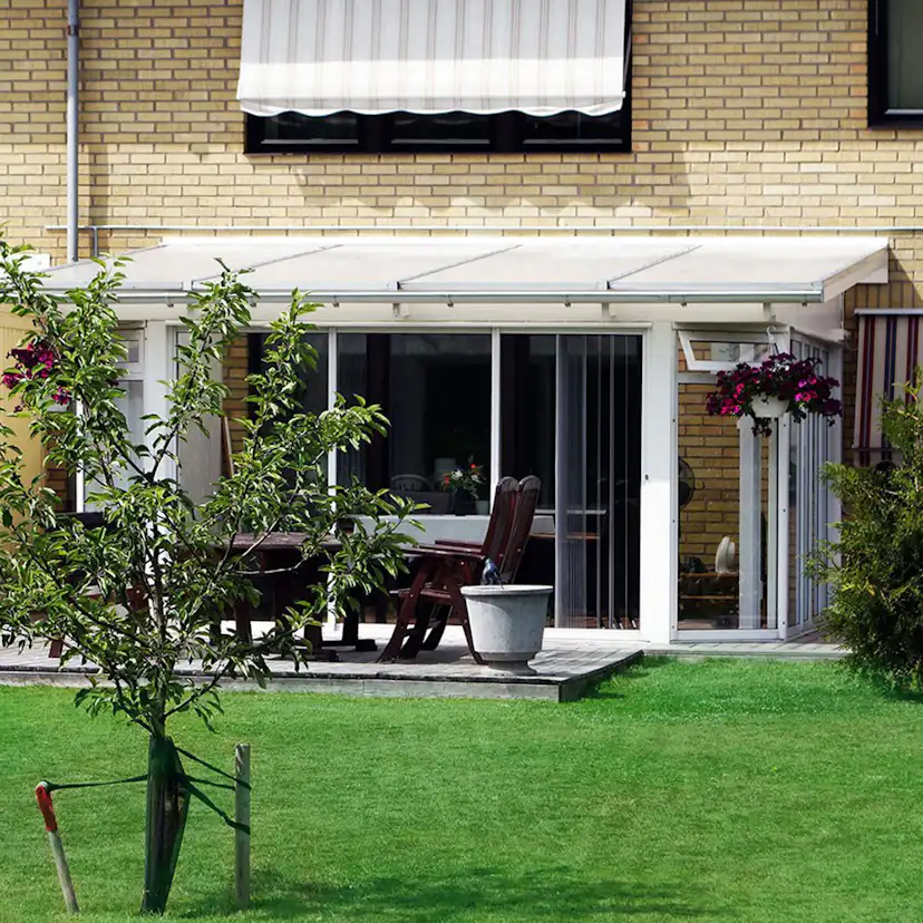 Kanalplast 16 mm Halle Isolux Opal Komplett Tak