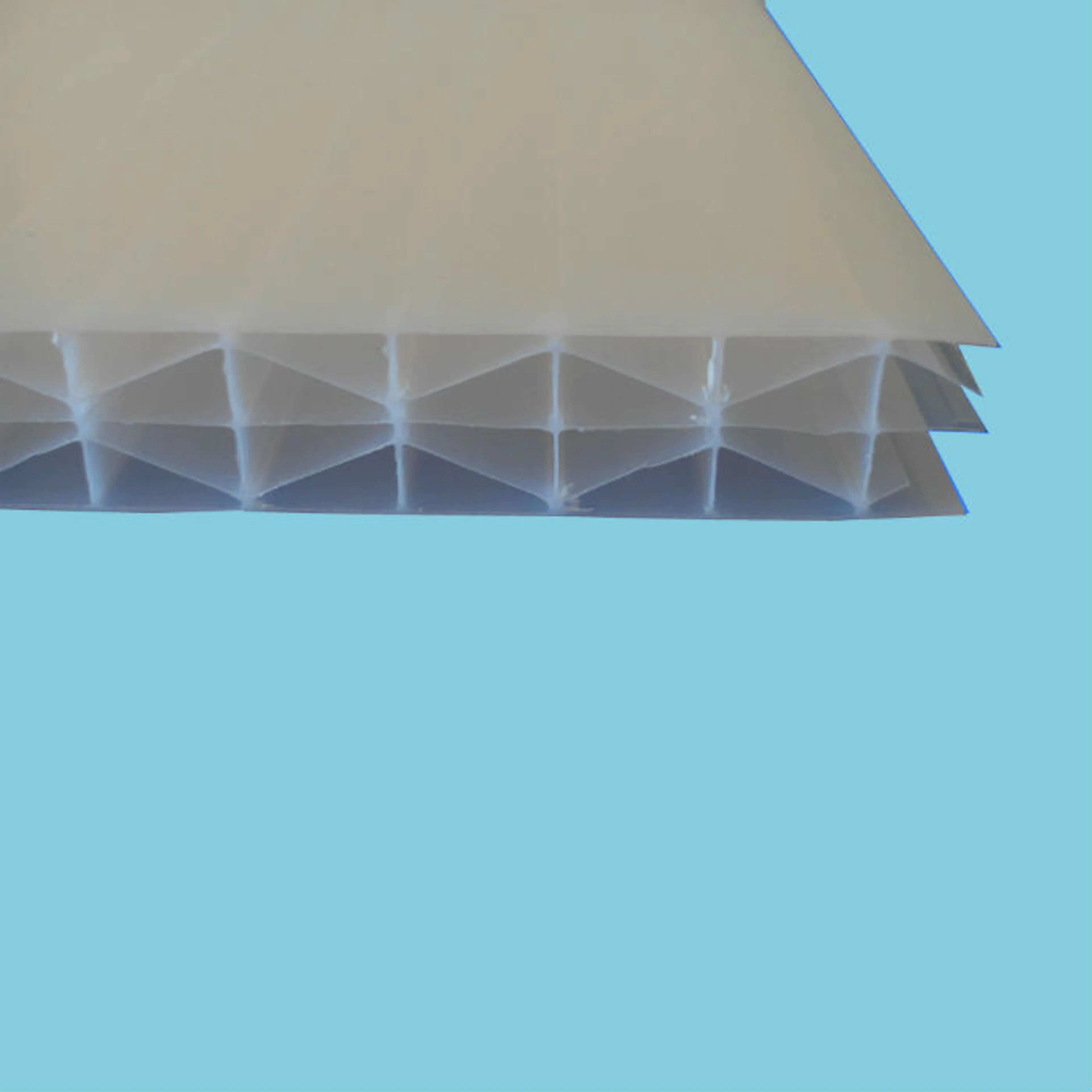 Kanalplast Halle Isolux 16 mm Opal