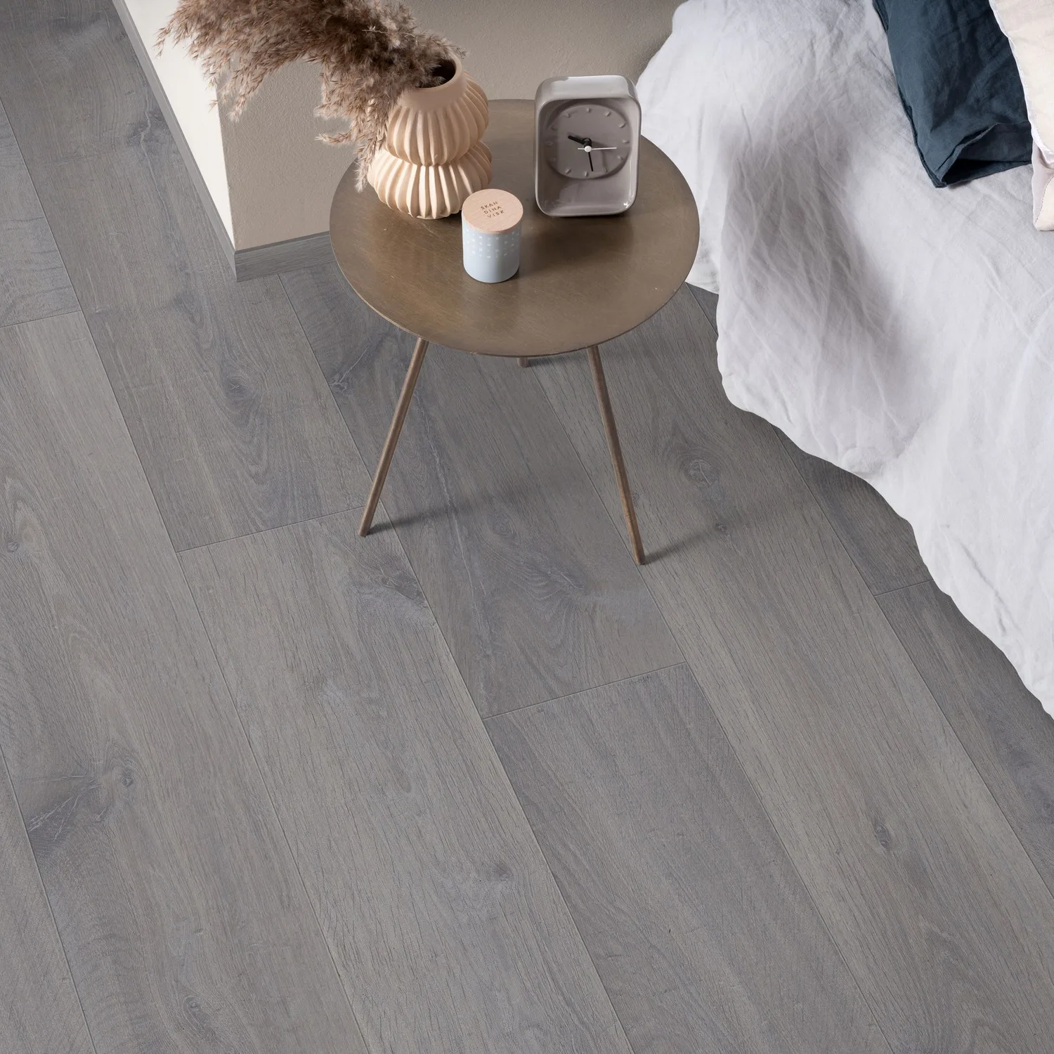 Laminatgolv Pergo Modern Plank 4V - Sensation Urban Grey Oak 1-Stav