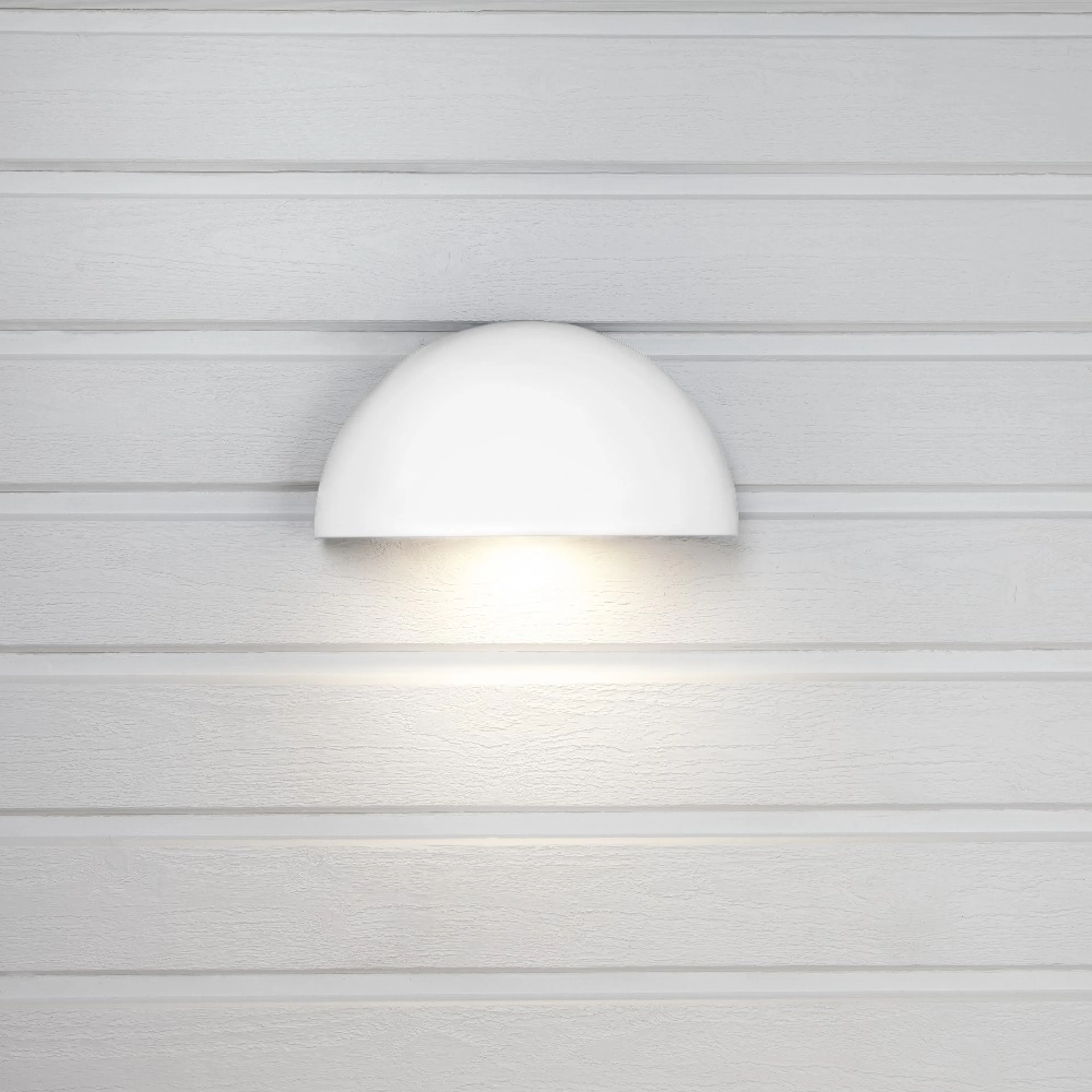 LED-Armatur Hide-a-lite Arc med Uttag