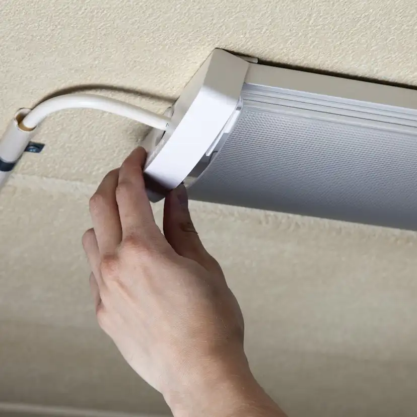 LED-Armatur Hide-a-lite Liteline 1200/ 1200 S