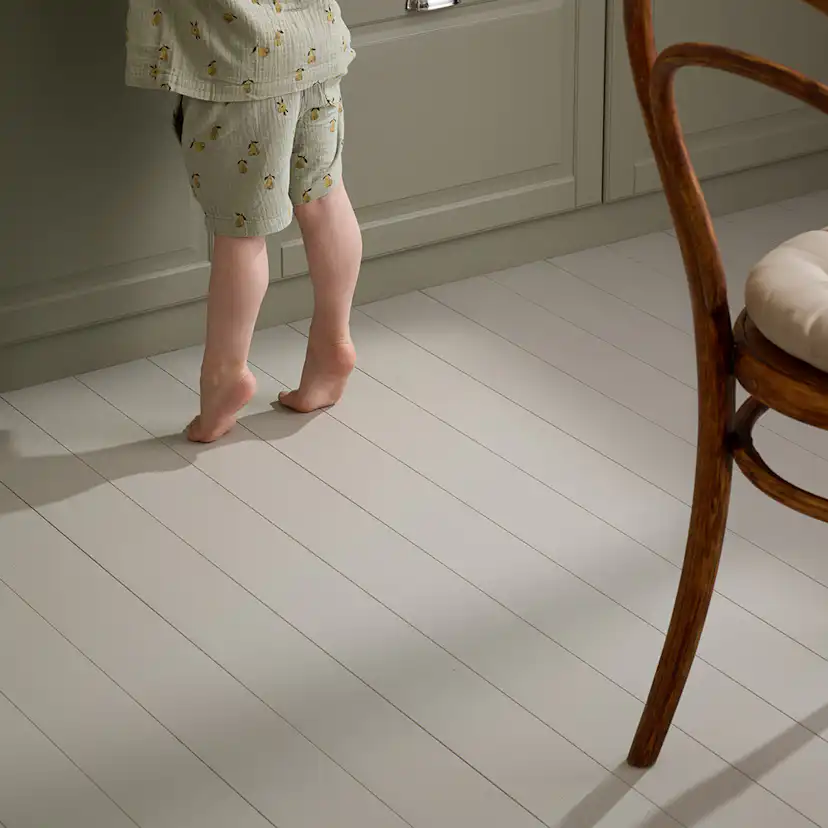 Massivt Trägolv Moelven Leva Tradition Plankgolv i Furu, Grå