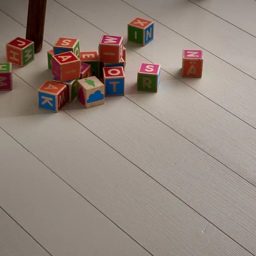 Massivt Trägolv Moelven Leva Tradition Plankgolv i Furu, Grå