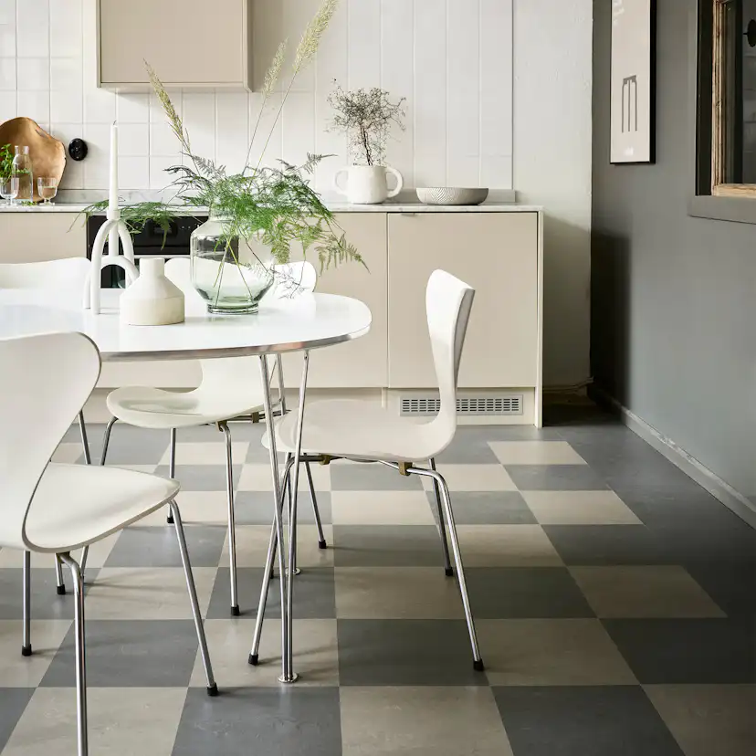 Linoleumgolv Forbo Marmoleum Click Nebula 60x30 cm