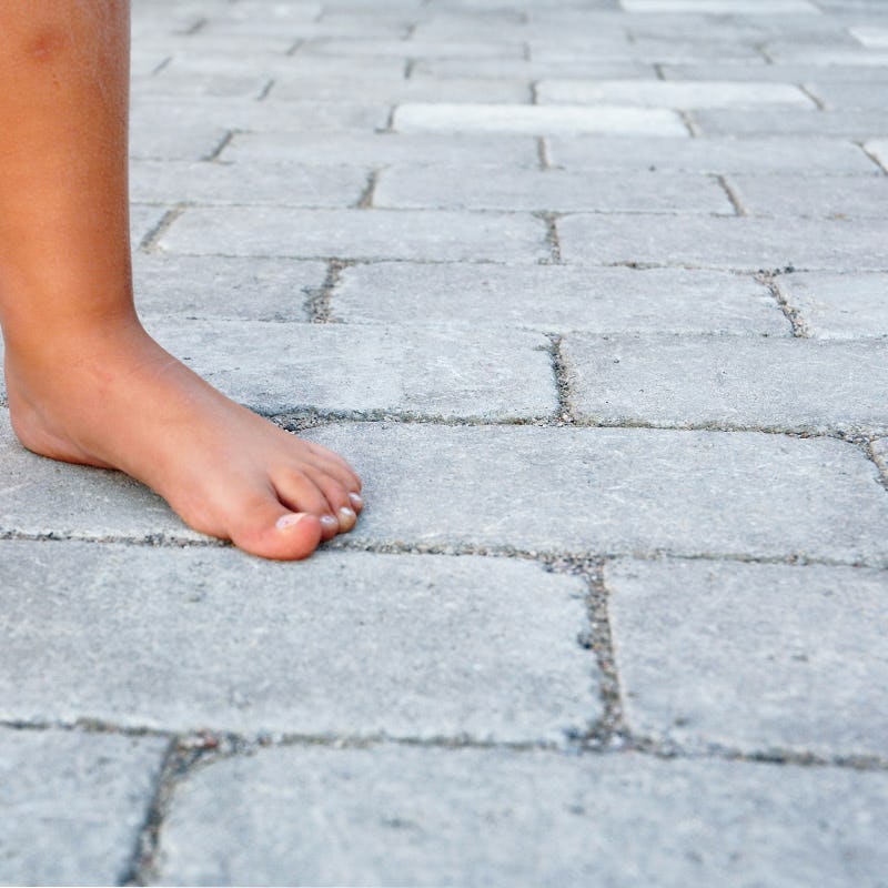 Marksten S:t Eriks Rustik Naturgrå Helpall