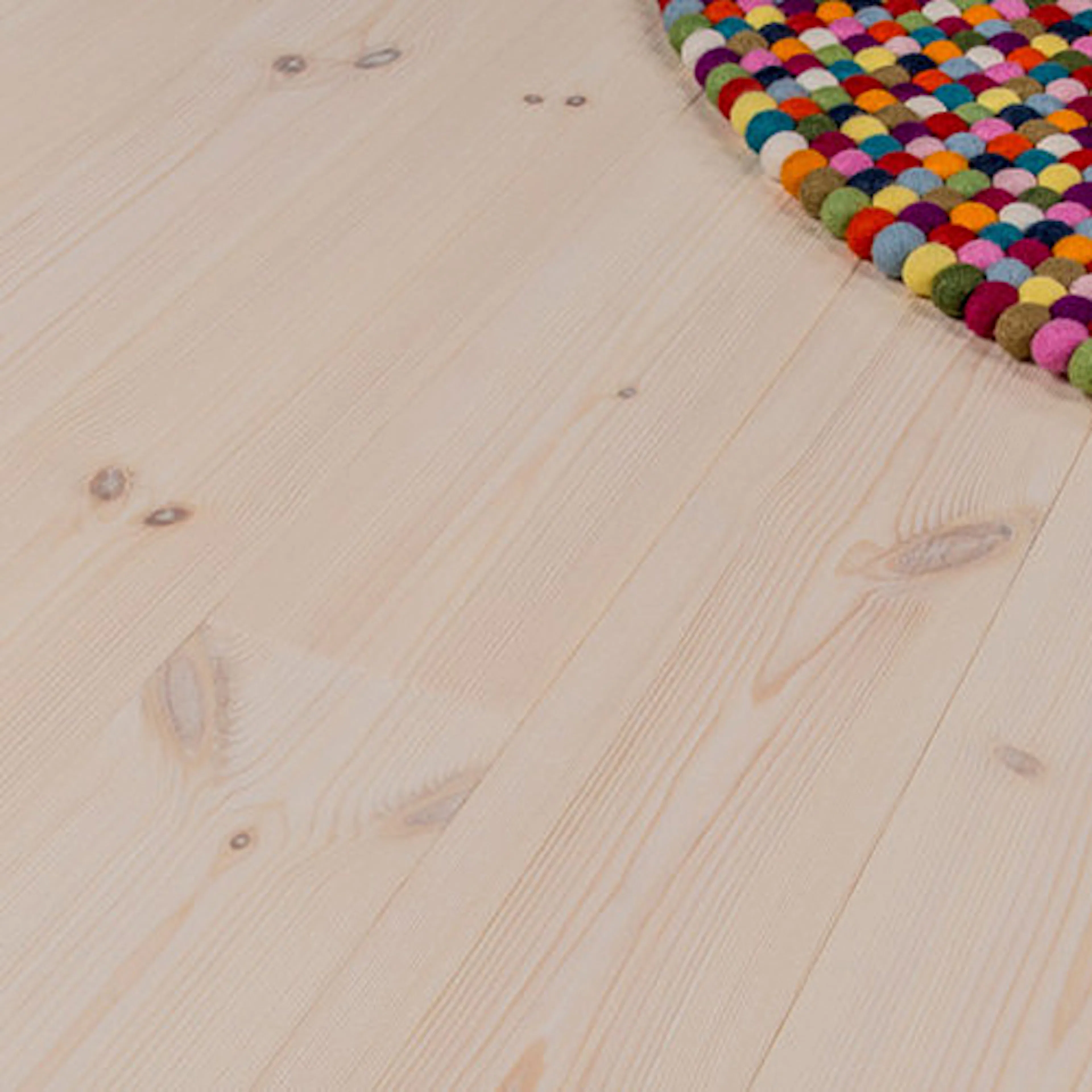 Massivt Trägolv DalaFloda HardPine Pearl