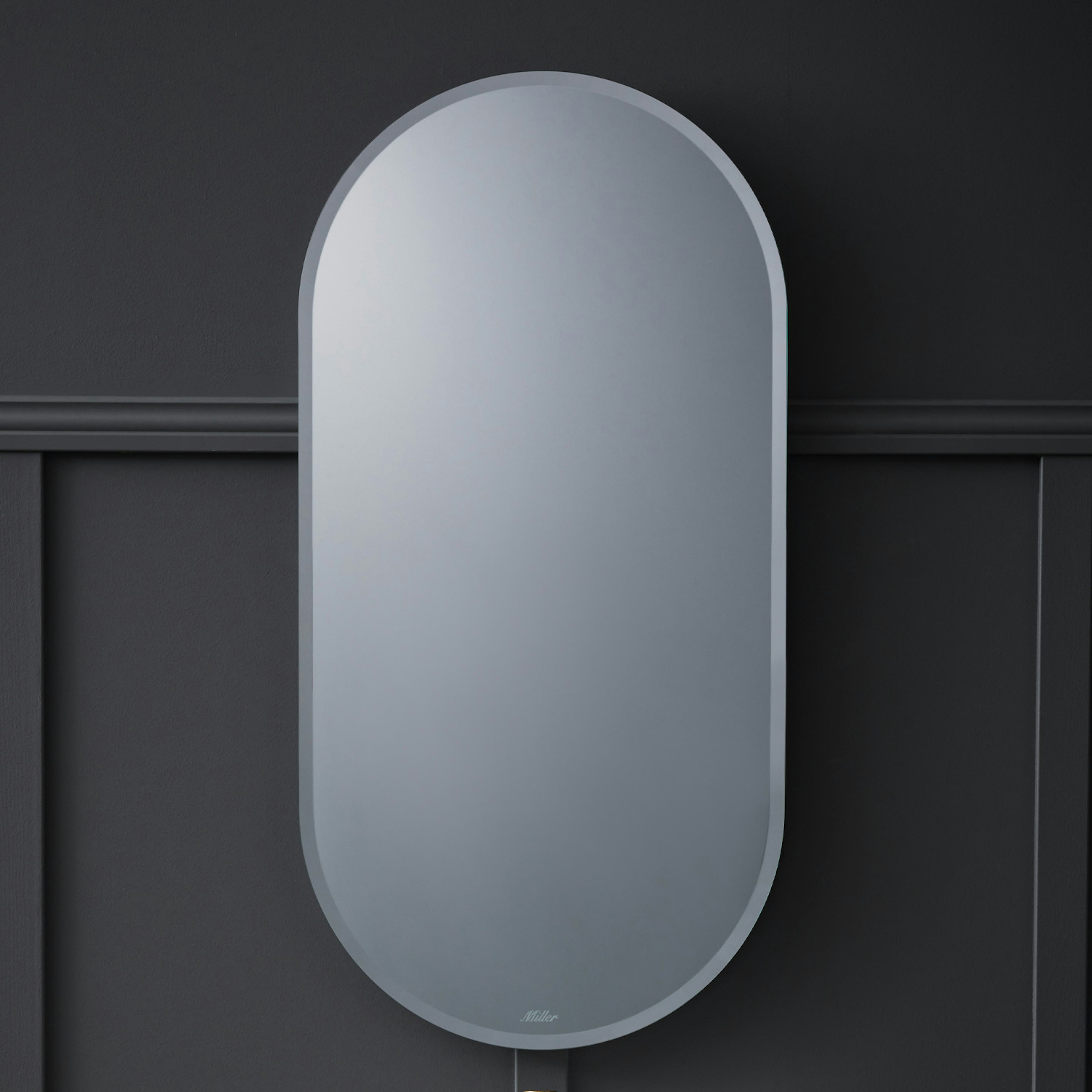 Badrumsspegel Miller Badrum Ambient DIM Classic Oval